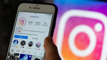 Instagram го зголемува минималното дневно врмеенско ограничување