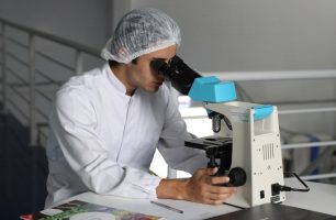 Израелски научници работат на траен лек за парализа кај луѓето