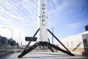 Ракетата на SpaceX однесе американски шпионски сателит во орбитата