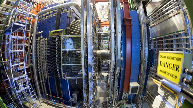 CERN и го суспендира статусот на набљудувач на Русија