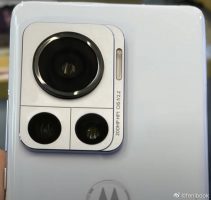 Motorola подготвува смартфон со моќна камера