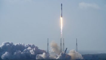 SpaceX лансираше 48 нови Starlink сателити и покрај предупердувањето на NASA