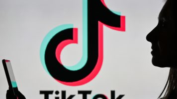 TikTok сега дозволува 10-минутни видео снимки