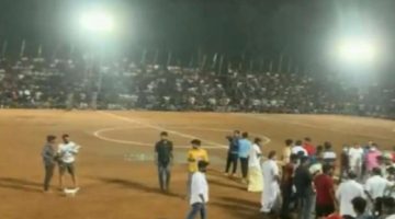 (Видео) Се урна трибина среде фудбалски натпревар во Индија