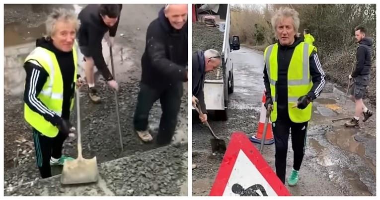 (Фото) Не можам да поминувам со Ферарито, рече Сер Род Стјуарт па се фати за лопатата