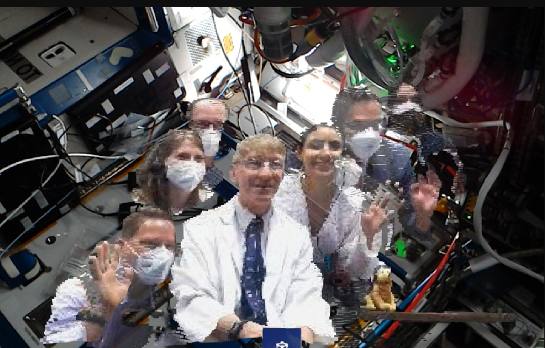 Доктор од НАСА беше телепортиран со холограм до Меѓународната вселенска станица