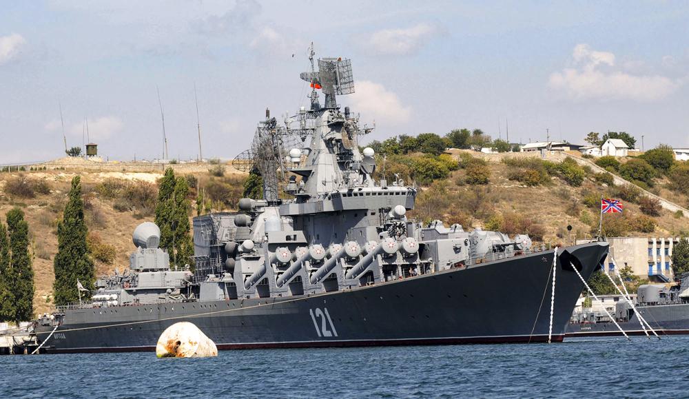 Потона бродот „Москва“, гордоста на руската црноморска флота