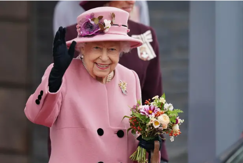 Кралицата за првпат по 59 години не беше на отворањето на парламентот, место неа дојде принцот Чарлс