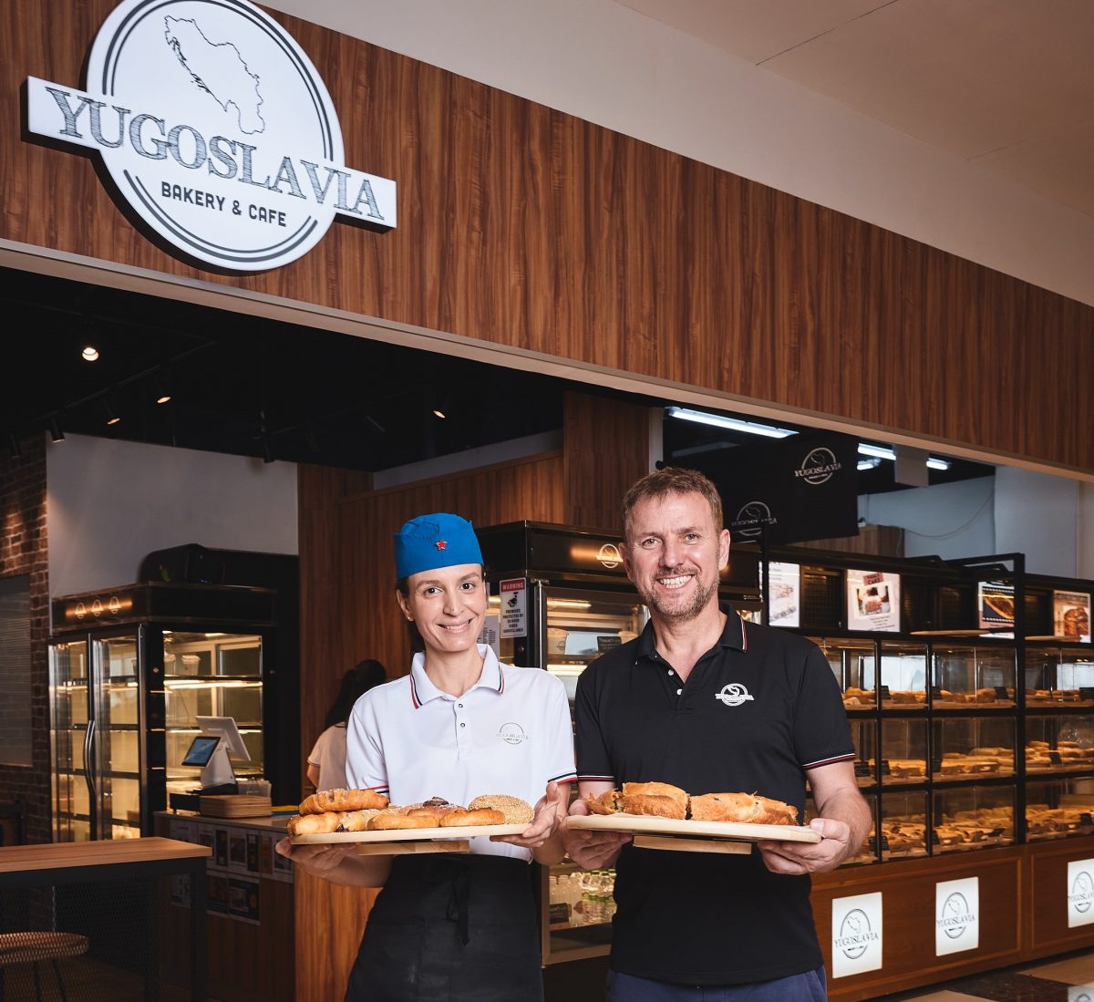 Македонски пилот отвори пекарница „Југославија“ во Сингапур