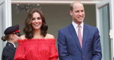 (Фото) Нова монета од пет фунти за 40-тиот роденден на принцот Вилијам