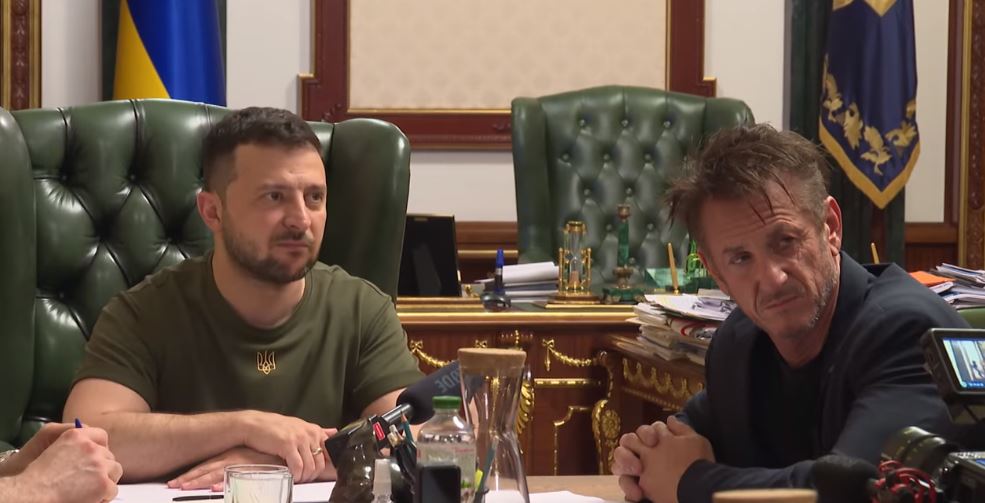 (Видео) Шон Пен се сретна со Зеленски во Украина