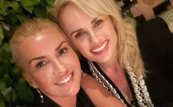 Глумицата Ребел Вилсон веќе не ја крие лезбиската врска