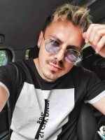 (Видео) Пејачот Иван Илиев со нов летен хит