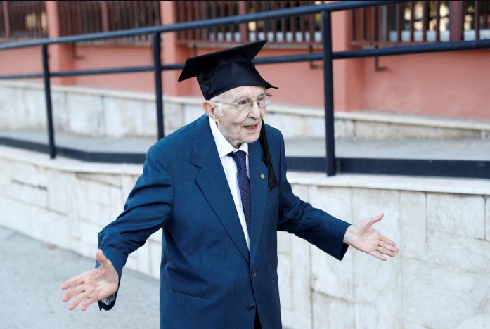 Италијанецот Џузепе Патерно магистрира на 98 години и сега сака да напише роман