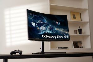Samsung Electronics го лансираше првиот 240Hz 4K гејмерски монитор Odyssey Neo G8 на глобално ниво