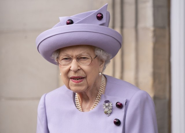 Поради влошеното здравје на кралицата Елизабета, одложен традиционалниот собир за нејзиниот одмор во Балморал