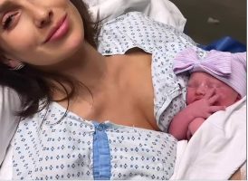 Алек Болдвин на 64 години по осми пат стана татко