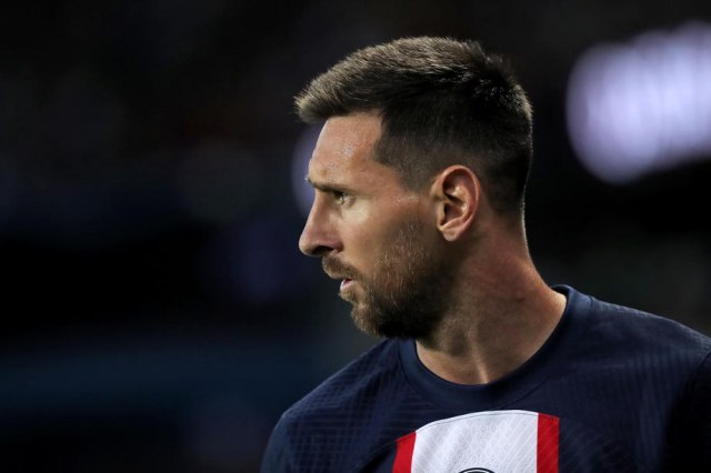 Меси не може да се всели во вилата за која плати 11 милиони евра