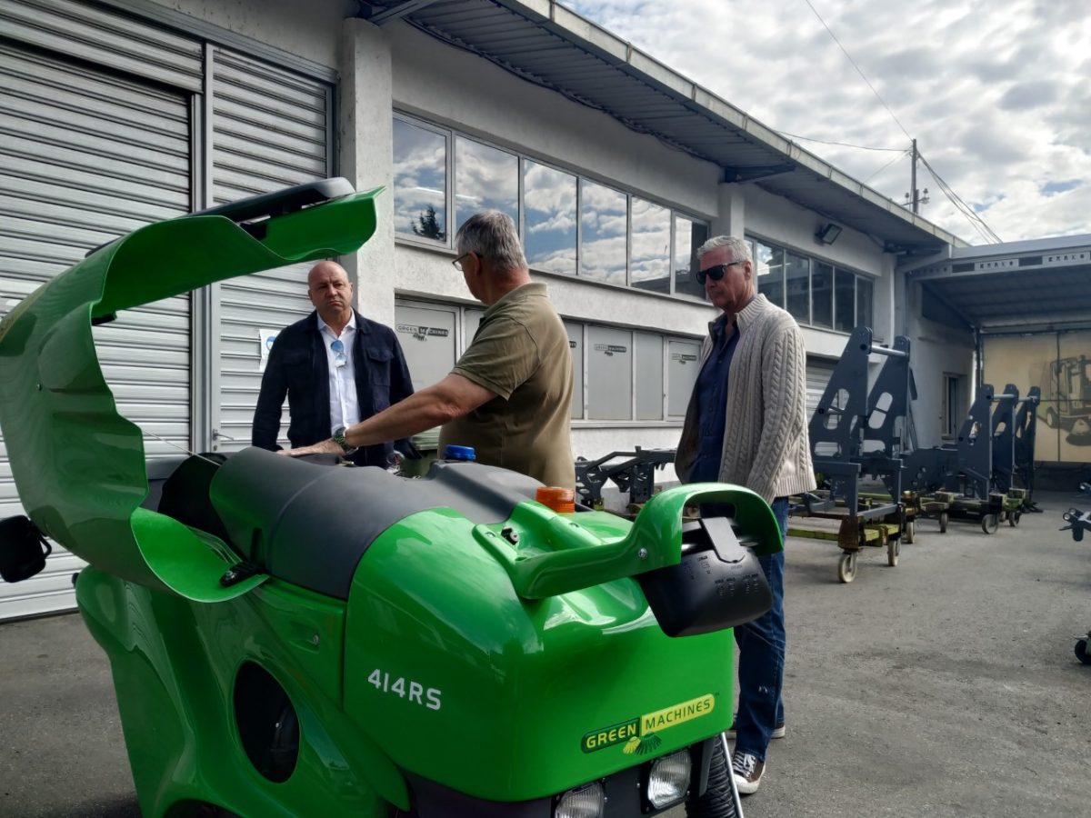 Претставници на американската филијала на „Грин Машинс“ на обука во Велес