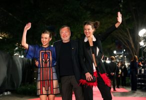 Аплауз и овации за Милчо Манчевски на светската премиера на „Кајмак“ во Токио