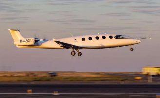 ВИДЕО: Електричниот авион Alice го направи својот прв пробен лет