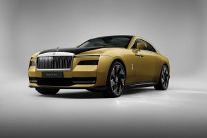 (ВИДЕО) Луксуз на тркала: Rolls-Royce го претстави својот прв електричен автомобил
