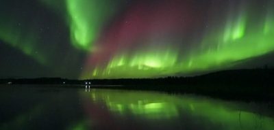 (Видео) Ретка црвена поларна светлина се појави во Финска