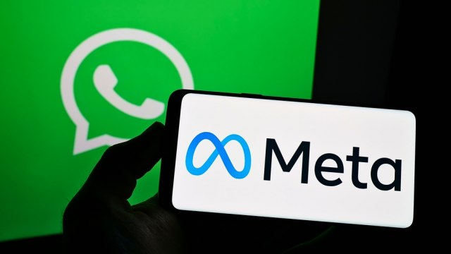 Мета тужеше програмери за кражба на сметки на WhatsApp