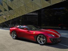 Новиот Ferrari SP51 – уште една во низата уникатни креации на познатата италијанска марка