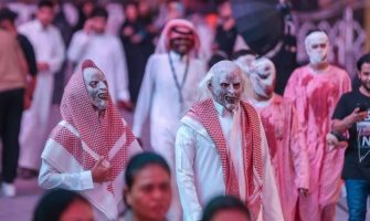 Ноќта на вештерките некогаш во Саудиска Арабија беше забранета, а денес граѓаните се маскираат и организираат журки