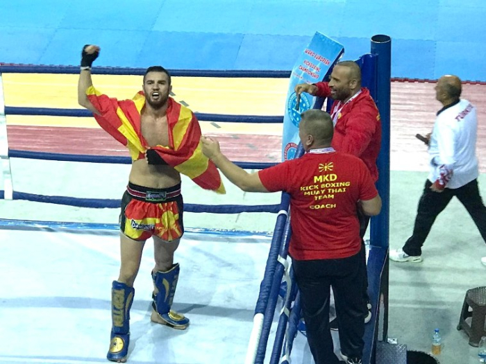 Бобан Илиоски стана европски шампион во кик-бокс