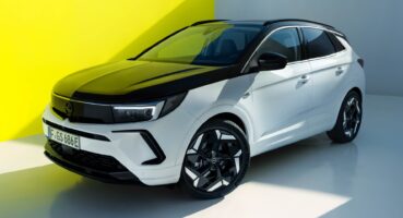 ВИДЕО: Opel го претстави спортскиот Grandland GSe