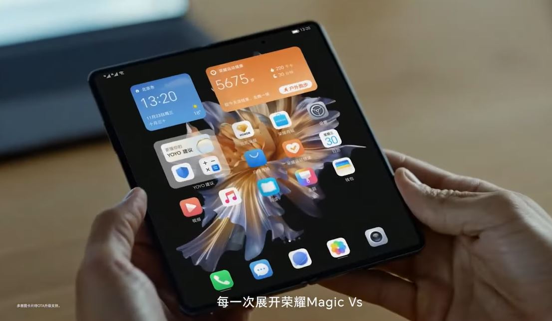 ВИДЕО: Дали новиот Honor Magic Vs може да се натпреварува со Samsung Z Fold?
