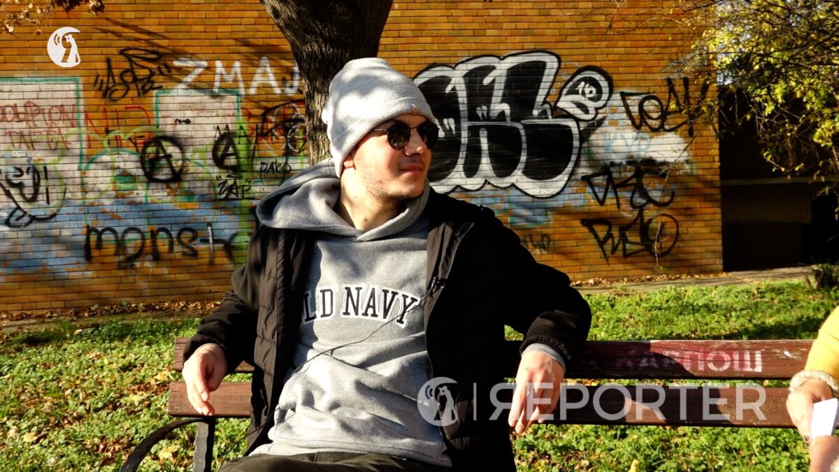 (Видео) Интервју со Јан Стефановски: Кога татко ми имаше проби јас место во гитарата, гледав во тапаните