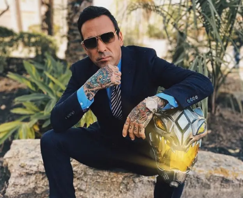 Почина глумецот Џејсон Дејвид Френк, еден од „Моќните ренџери“ во популарната серија во деведесетите