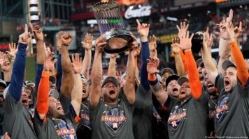 Хјустон астрос ја освоија Светската серија во безбол