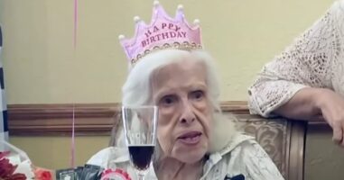 Чаша текила на ден е тајната за долговечност на баба од Аризона која прослави 101. роденден