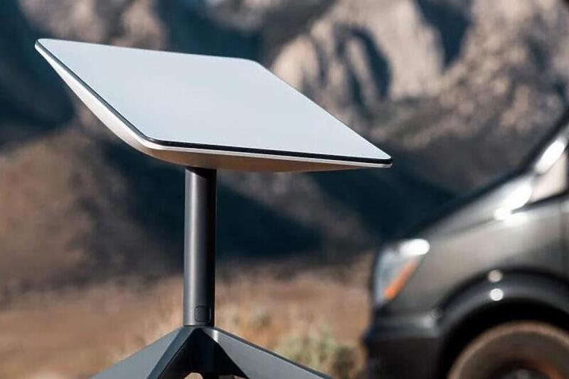 SpaceX речиси двојно ја зголеми цената на Starlink во Украина