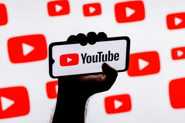 YouTube презема акција за борба против токсичните коментари