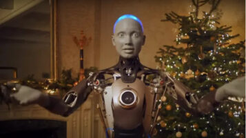 (Видео) Робот им ги честиташе на Британците Божиќ и новогодишните празници