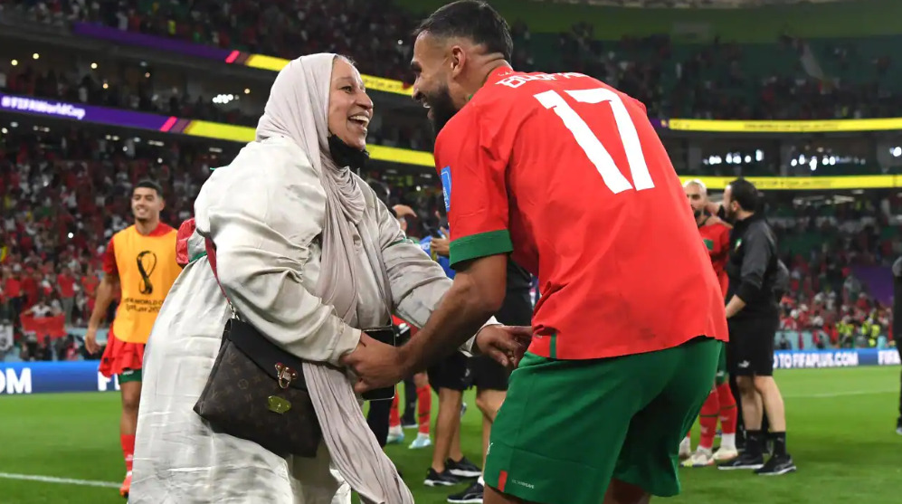 Мајка ми беше чистачка, а татко ми уличен продавач: приказната на Хакими кој ги освои симпатиите на Светско 