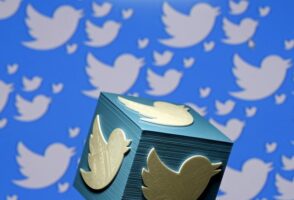 Твитер ќе ги спречи корисниците да промовираат други големи социјални мрежи