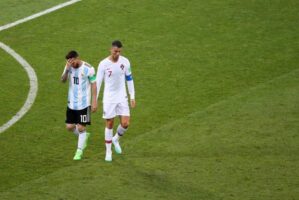 ФИФА: Меси е далеку пред Роналдо