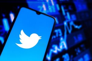 Хакиран Твитер, украдени податоци од 200 милиони корисници