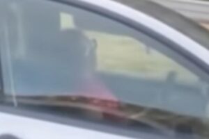 (Видео) Жена заспала зад воланот додека вози на автопат