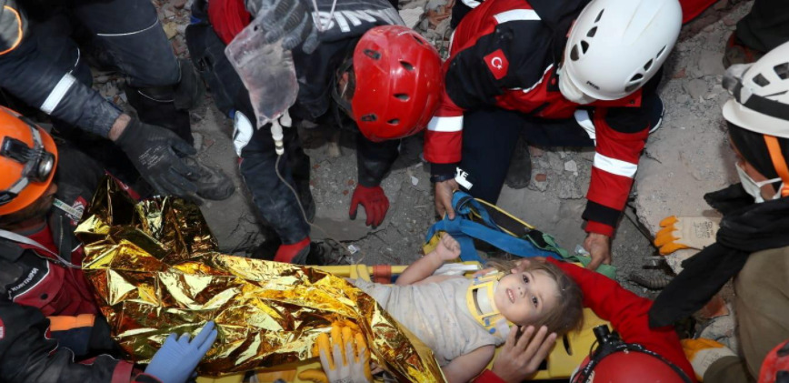 Децата од страв мочаат во кревет, не можат ноќе да спијат: Трауми по страшниот земјотрес во Турција