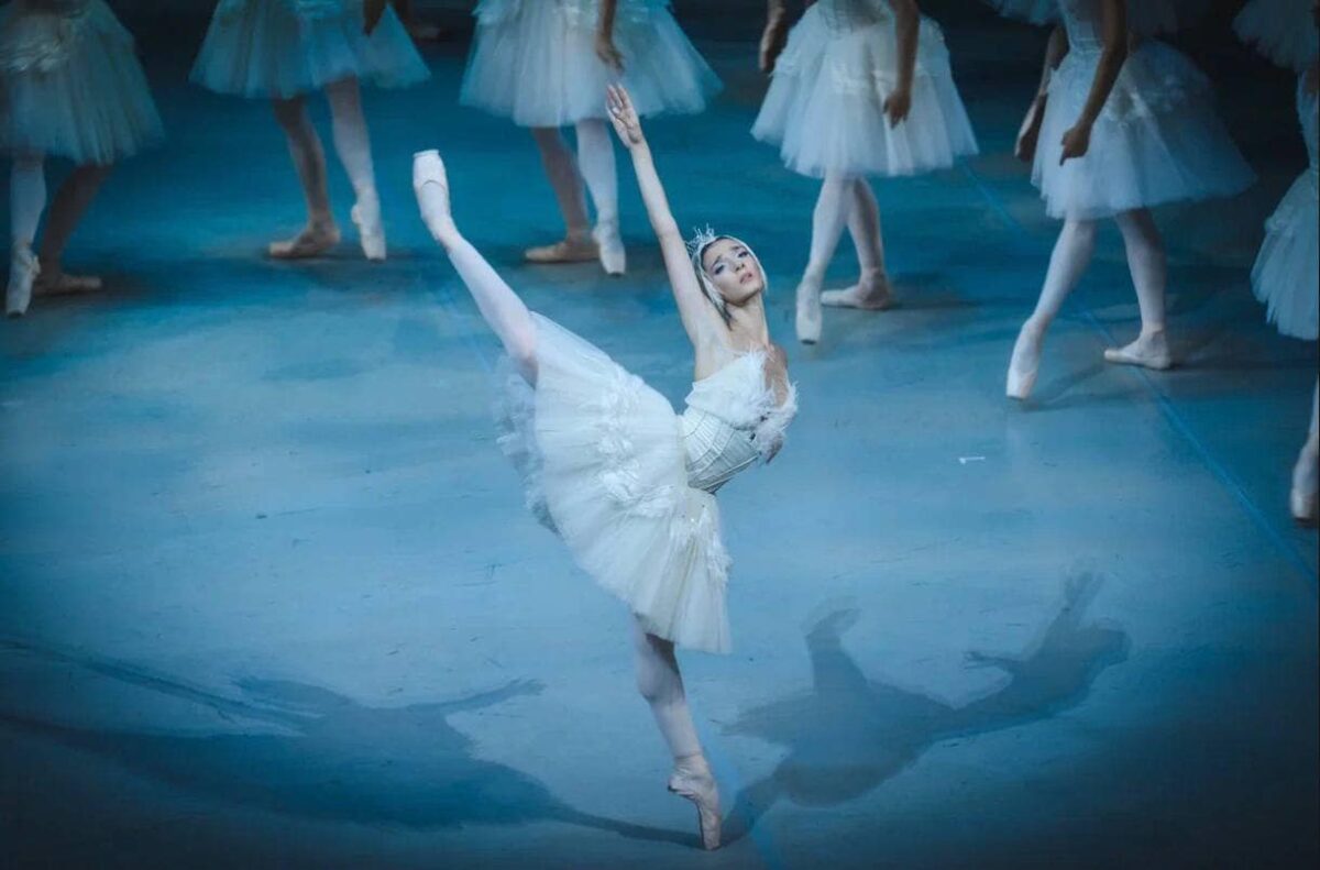 Руски „Форбс“ ја одбра македонската балерина Стефанија Гаштарска за идна ѕвезда во рускиот балет