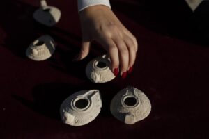 Секс-играчка од 2 век пронајдена во остатоци од римска тврдина