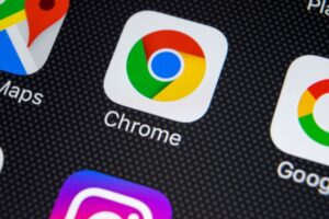 Google сака да ја направи здодевната функција на Chrome покорисна – Firefox и Safari не се согласуваат