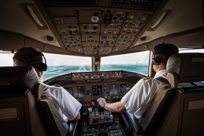 Пилот открива кои работи не треба да се прават во авион